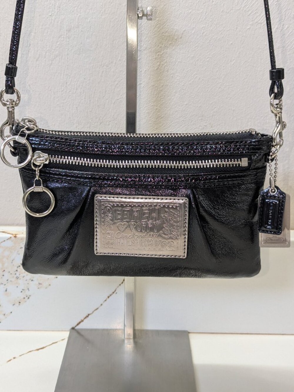 Coach Poppy crossbody, dbl zip. EUC!